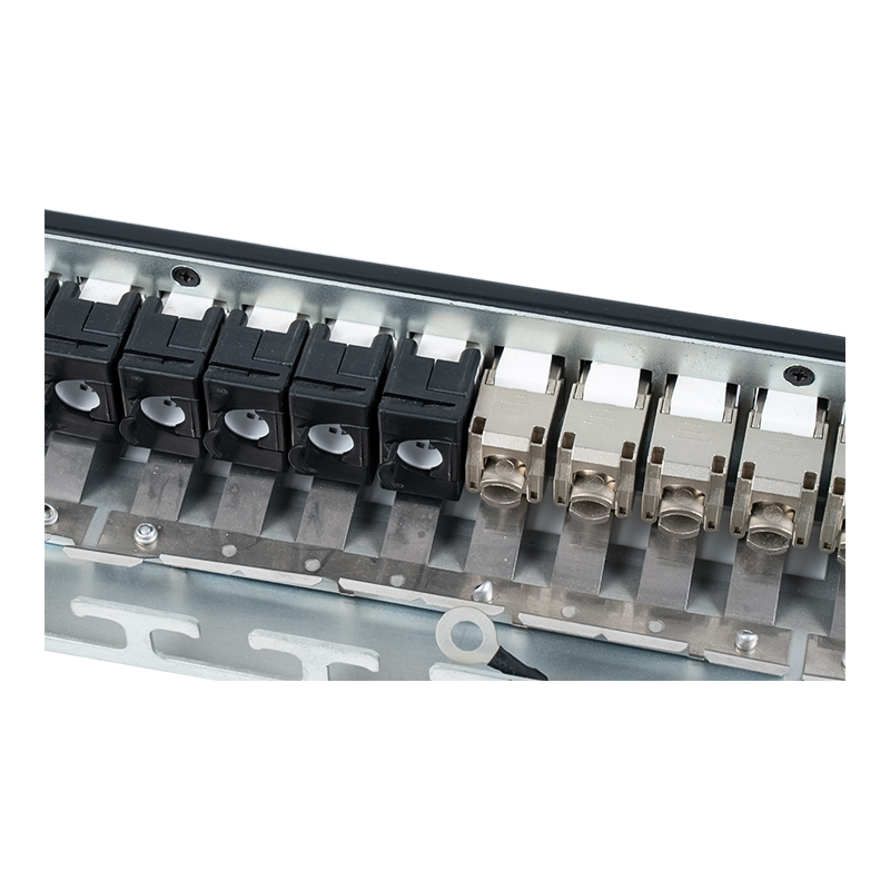 19-palcový 1U 24-portový tienený patch panel (s modulom C6A) SP-3246S-24P 19-palcový 1U 24-portový tienený patch panel (s modulom C6A) SP-3246S-24P